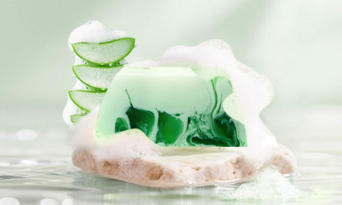 卡莎灡奢宠净颜芦荟手工精油皂