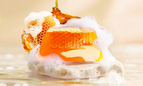 卡莎灡杏仁蜂蜜手工精油皂